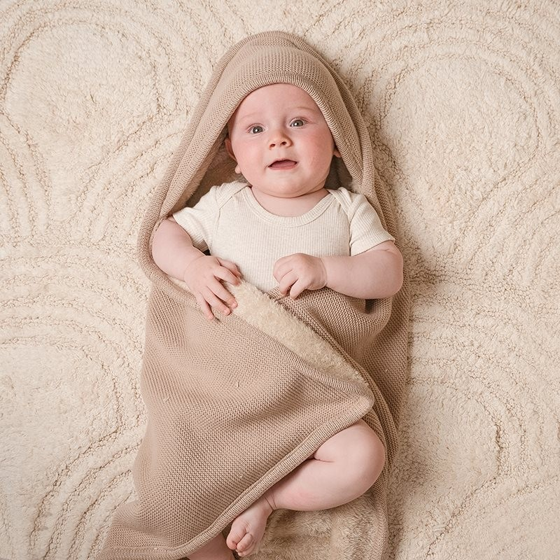 Little Dutch gebreide omslagdoek Beige