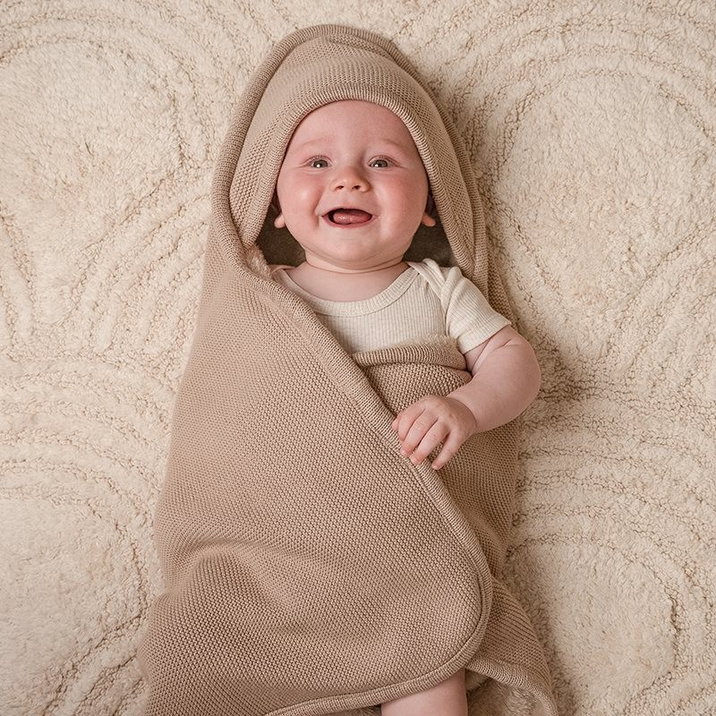 Little Dutch gebreide omslagdoek Beige